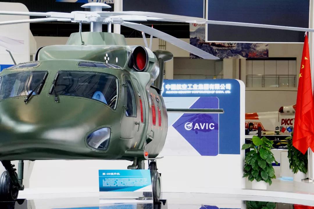 天津直博會—大連義邦攜意大利Giannuzzi輕量化內(nèi)飾新材料參展并出席技術交流論壇